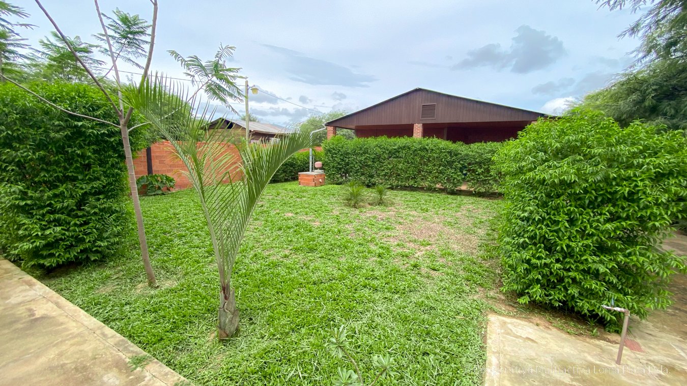 Casa Residencial en Filadelfia - 4