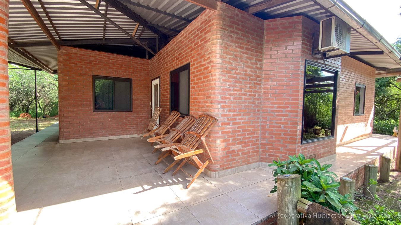 Casa Residencial en Bergfeld - 2