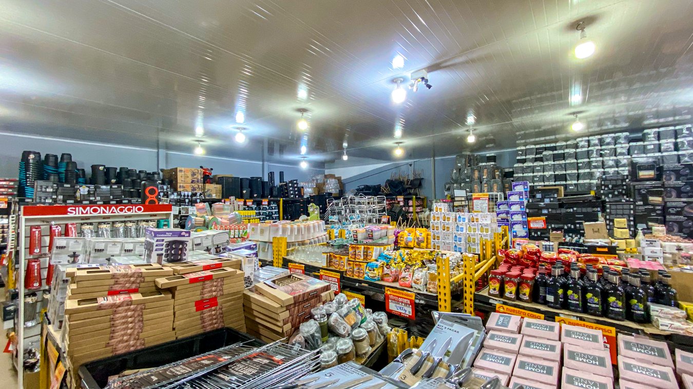 Centro Comercial en Loma Plata - 5