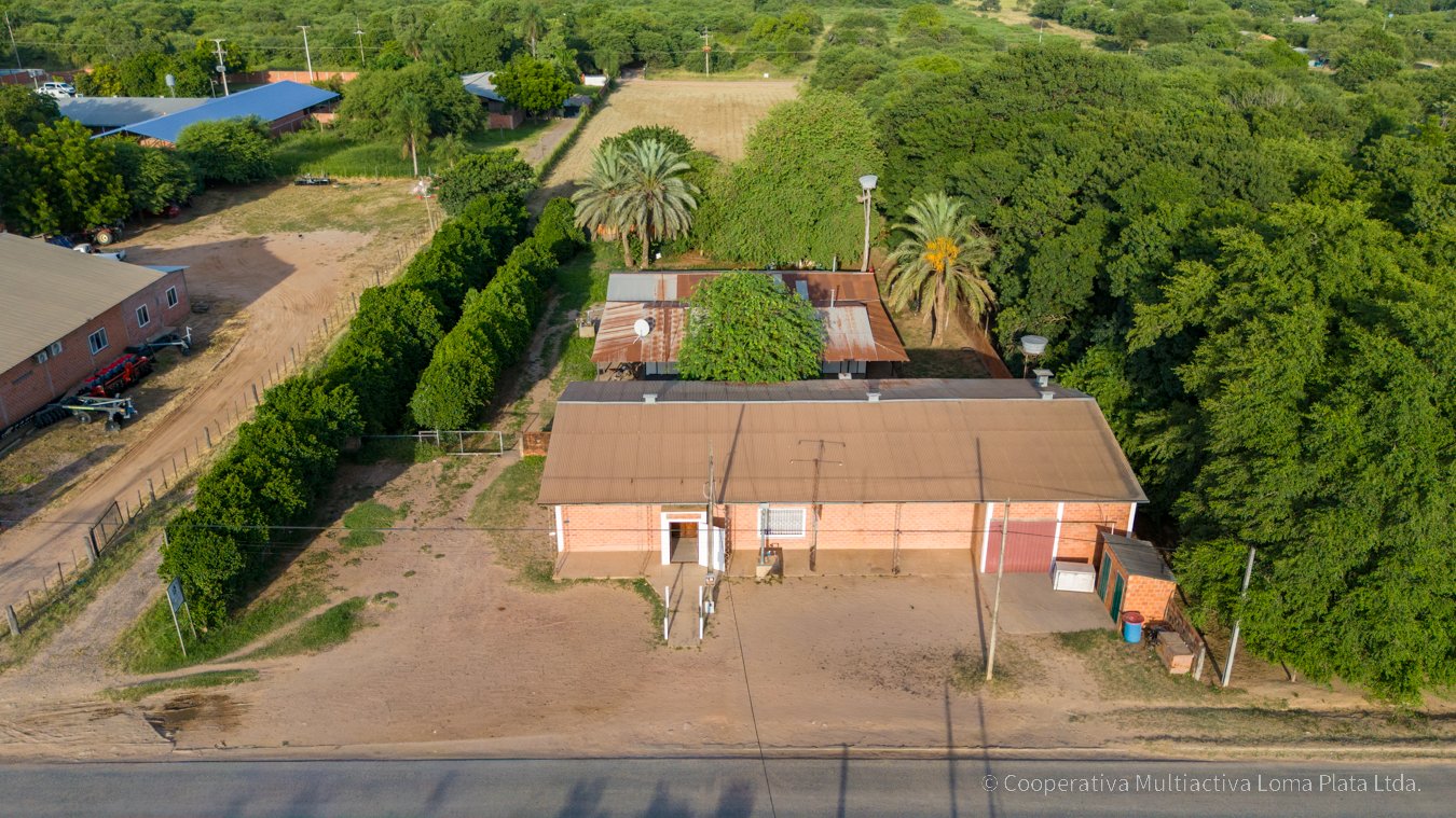 Centro Comercial en Loma Plata - 3