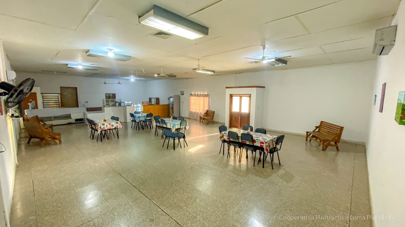 Centro Comercial en Loma Plata - 5