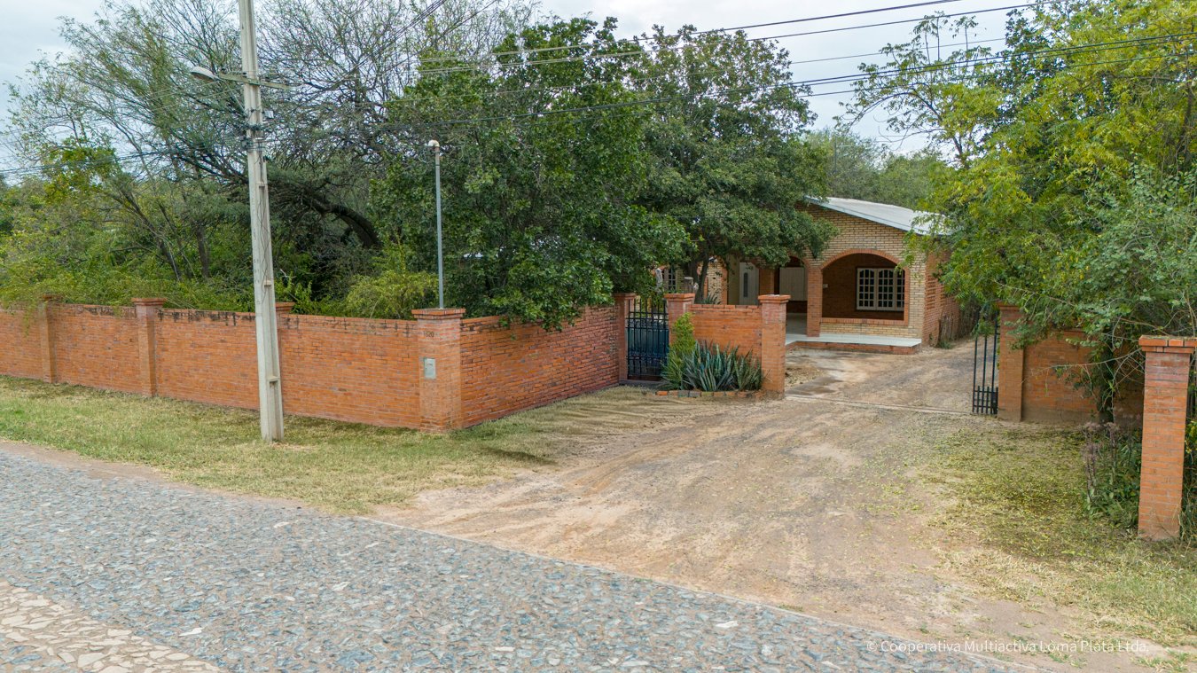 Casa en Loma Plata