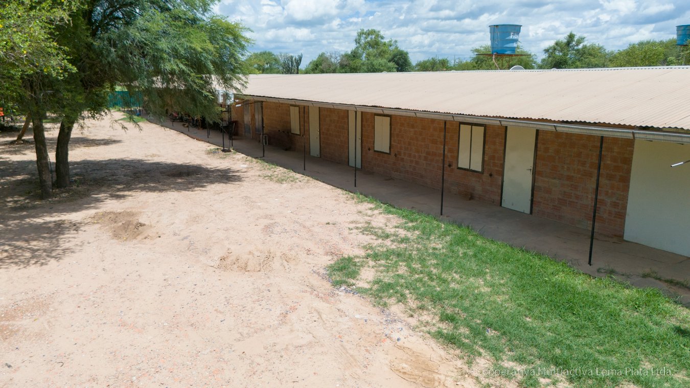 Predio Multifuncional en Kleefeld - 4