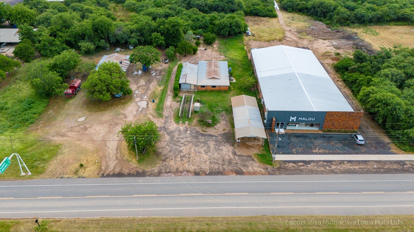 Propiedad Comercial en Loma Plata